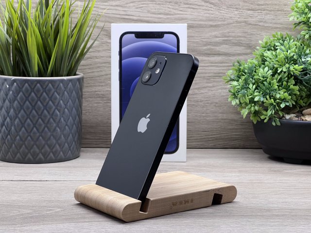 iPhone 12 Black 128GB 2 ÉV Garanciával Számlával Aksi 100%