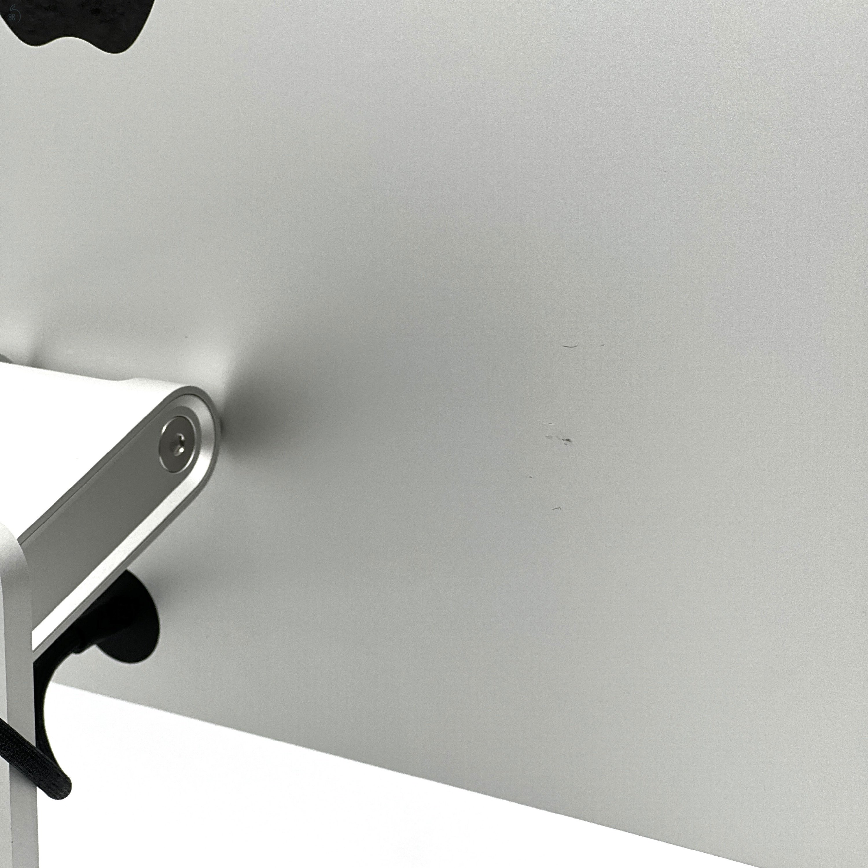 Apple Studio Display 27