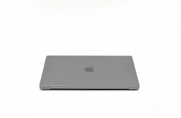 MacBook Pro 16″ 2021, M1 Max 10 Cores, 64 GB RAM, 32 core GPU, 1TB SSD, Space Gray, 27% Áfa 0658AB