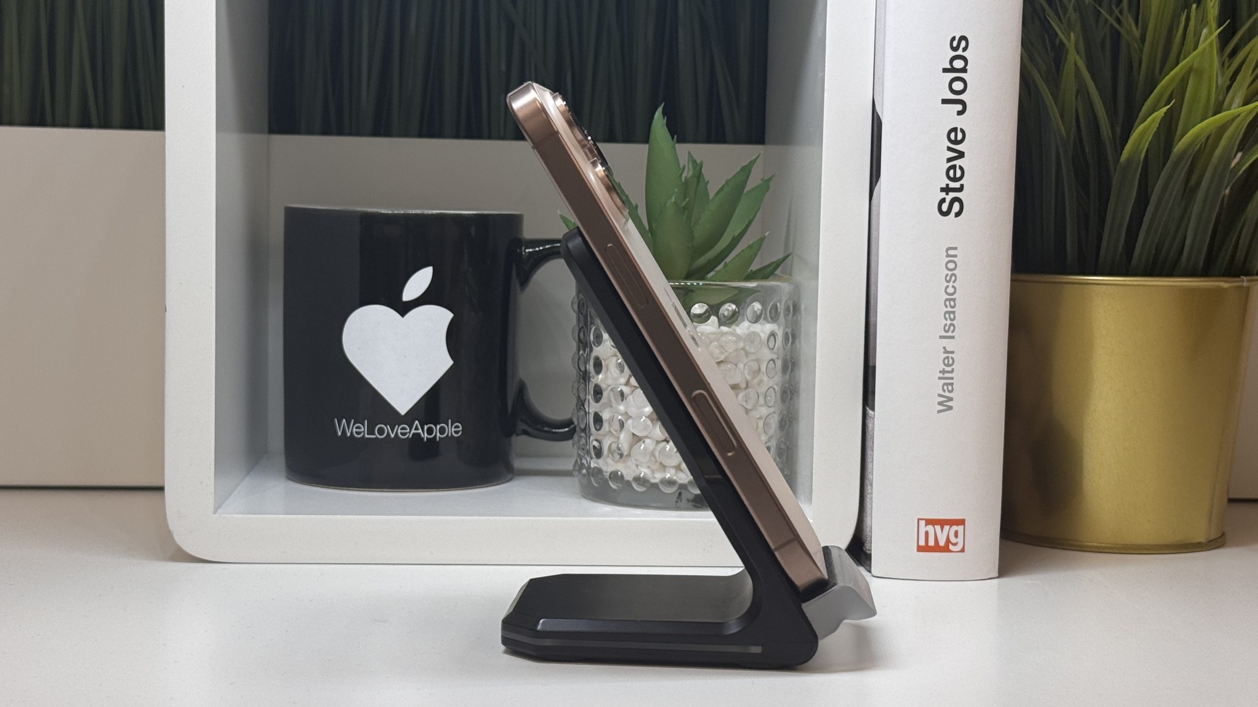 iPhone 16 Pro, 256GB, Sivatagi Titán, Számla, 2 Év Garancia