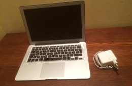 Apple Macbook Air i5