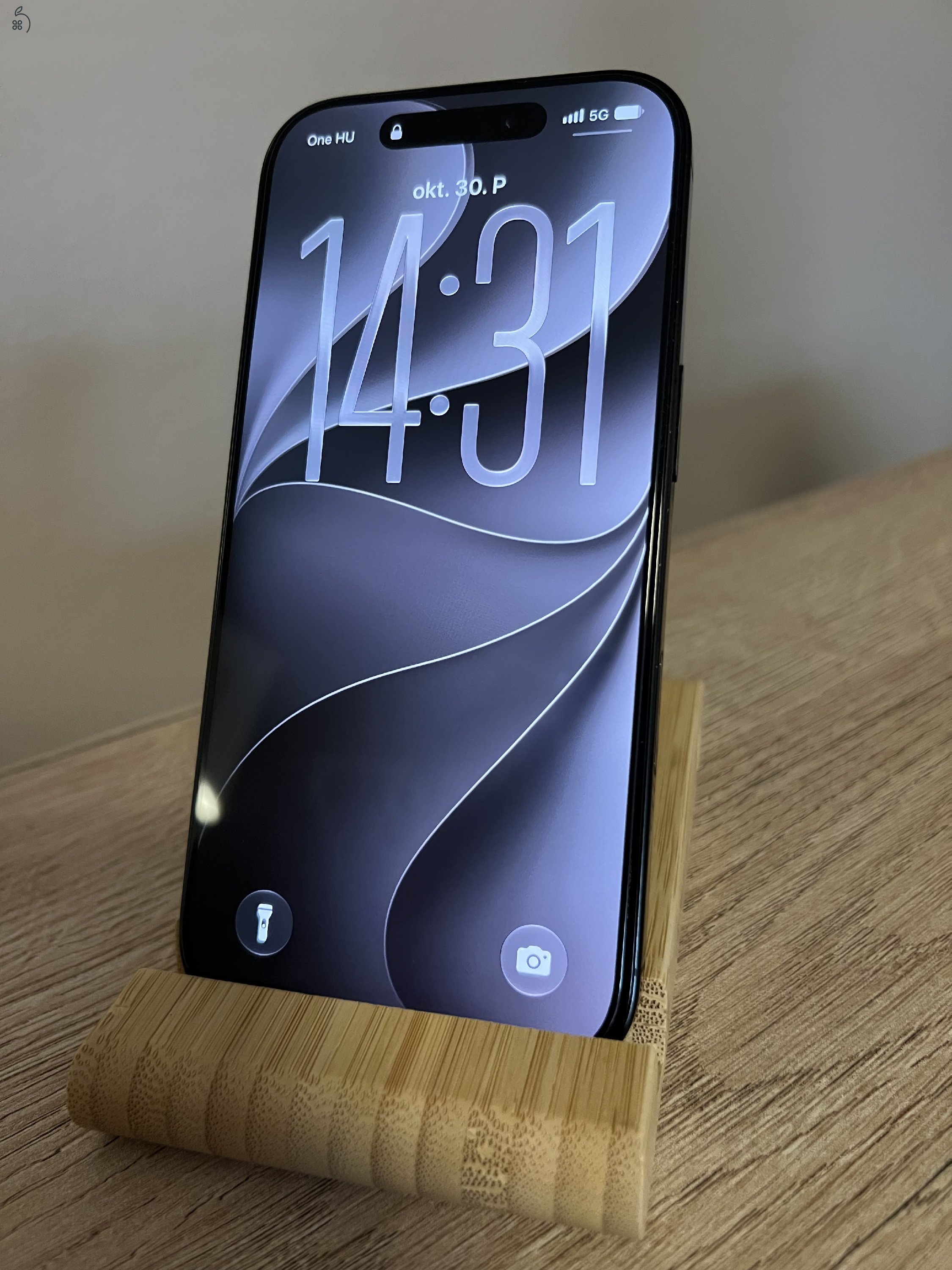iPhone 16 Pro