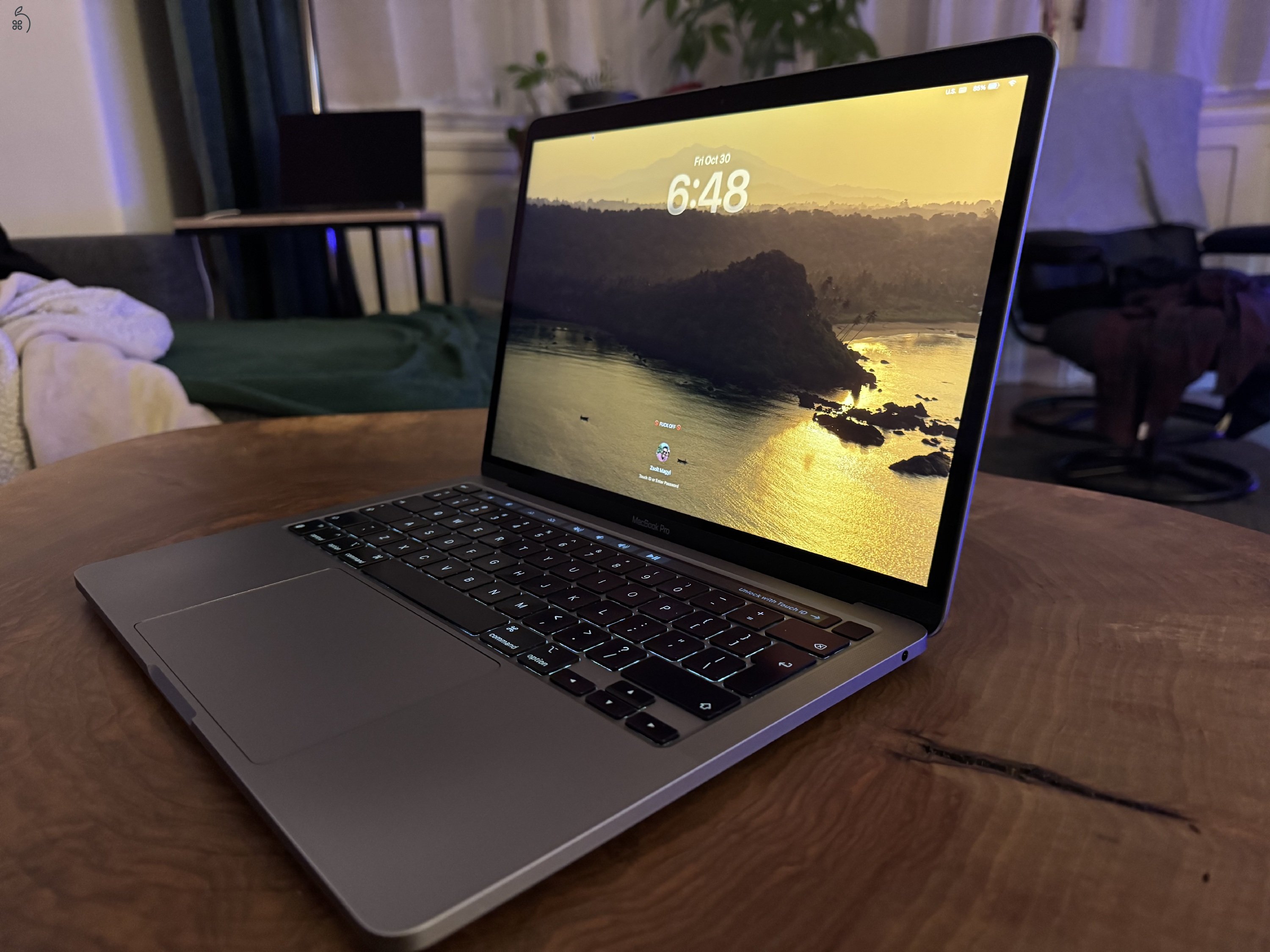 Apple MacBook Pro 13” M1 | 16 GB RAM | 1 TB SSD | Touch Bar - NEM SÉRÜLT!