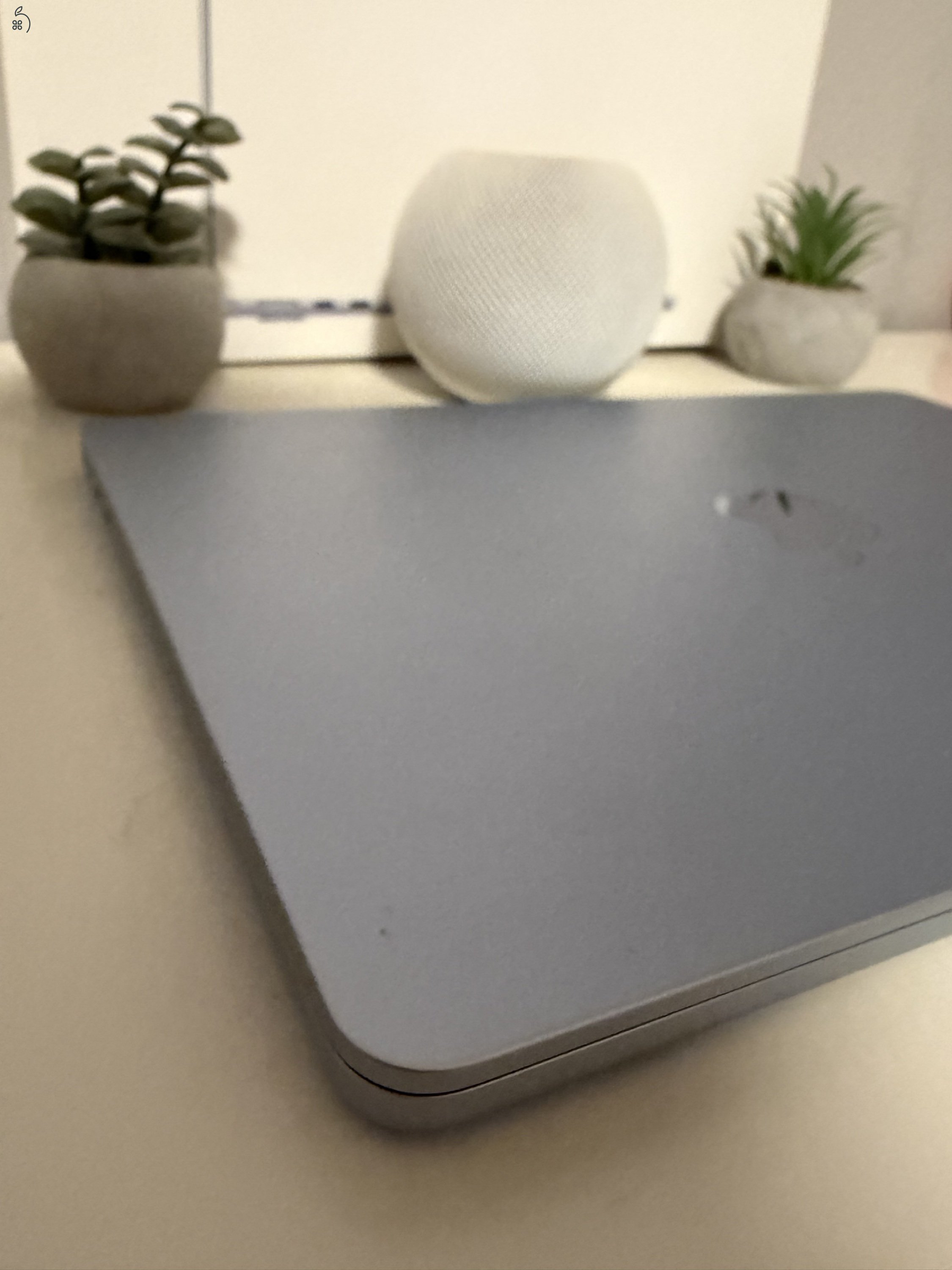 Apple MacBook Air M4 (16GB RAM / 256GB SSD) – Újszerű állapotban