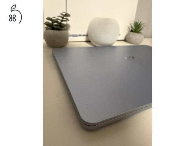 Apple MacBook Air M4 (16GB RAM / 256GB SSD) – Újszerű állapotban