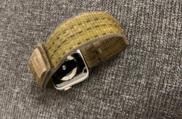 Apple Watch S5 + töltő + 2db óraszíj