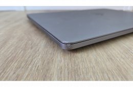 Apple MacBook Pro 13.3