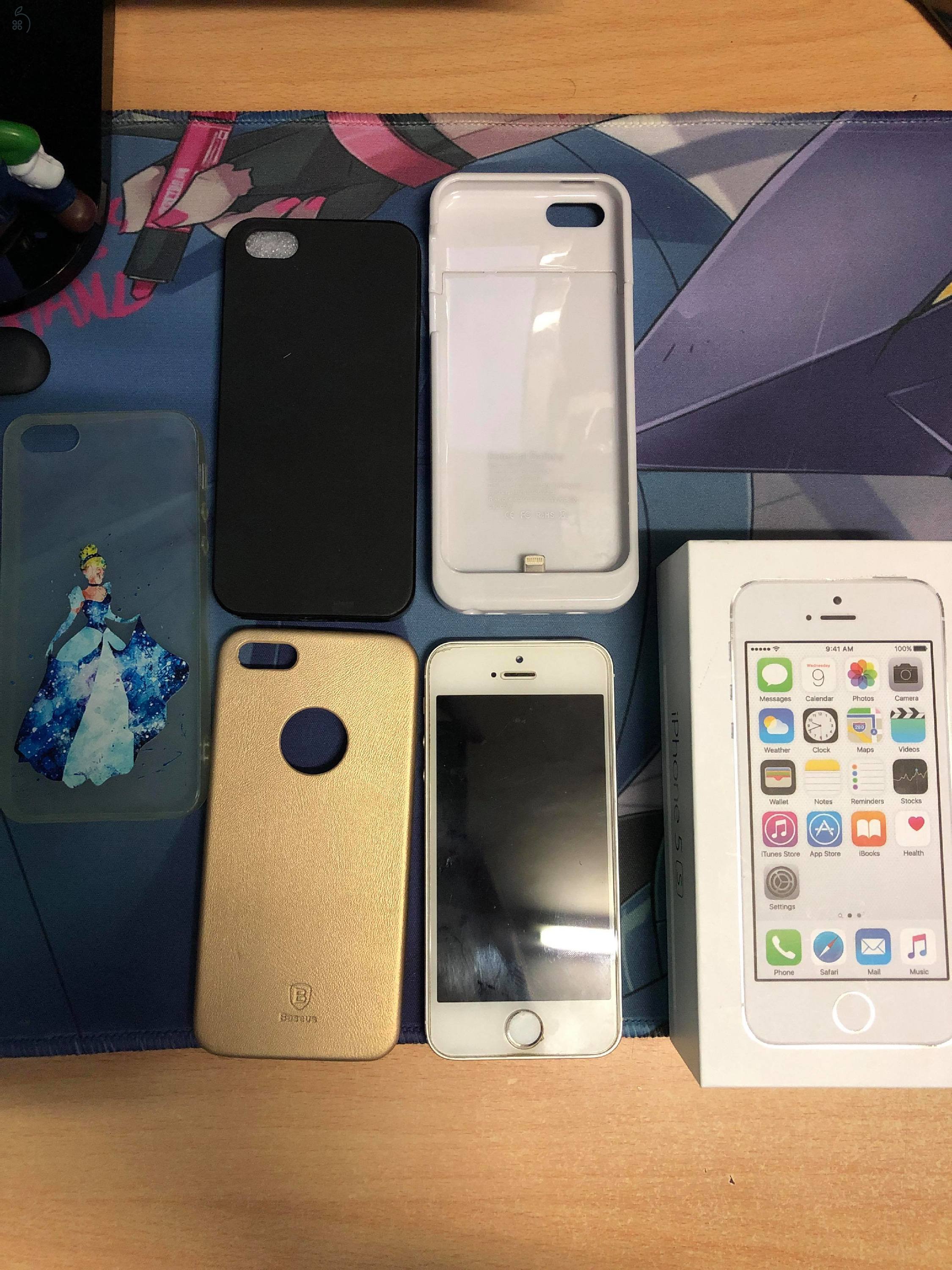 Eladó használt Apple Iphone 5 16GB ezüst független telefon