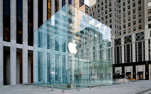 Új szomszédot kap a Fifth Avenue-i Apple Store