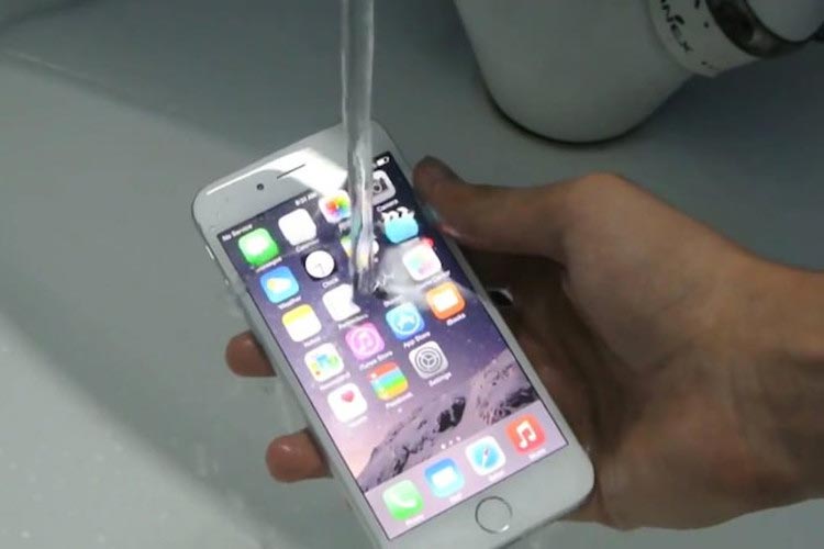 Lehetséges, hogy valóban vízálló az iPhone 6s?