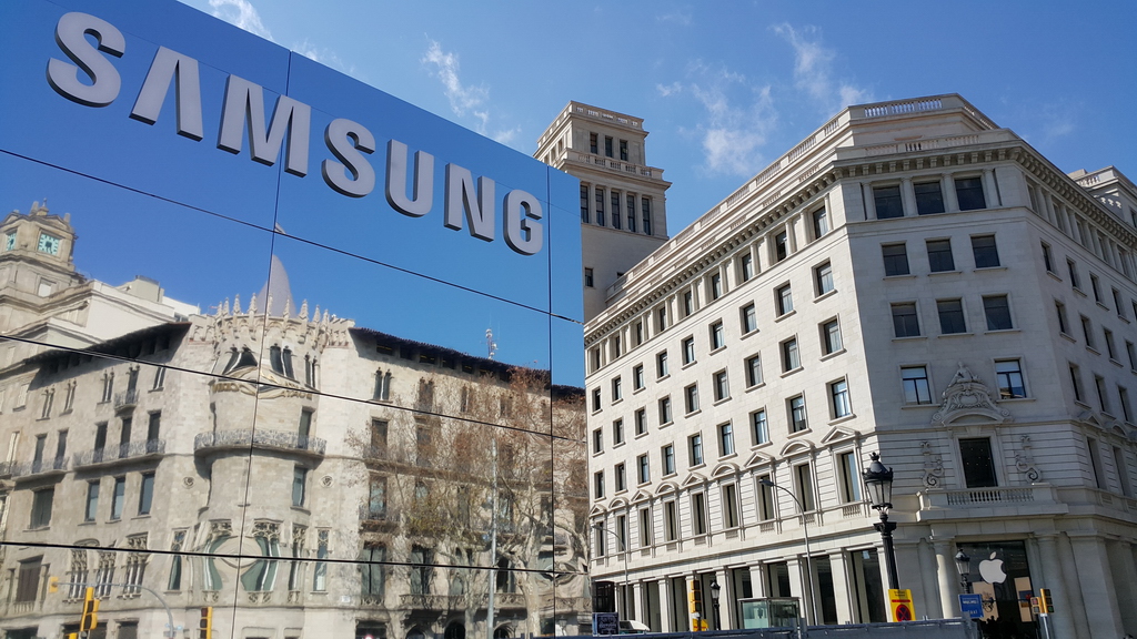 MWC 2016: A Samsung odapakolta magát az Apple elé