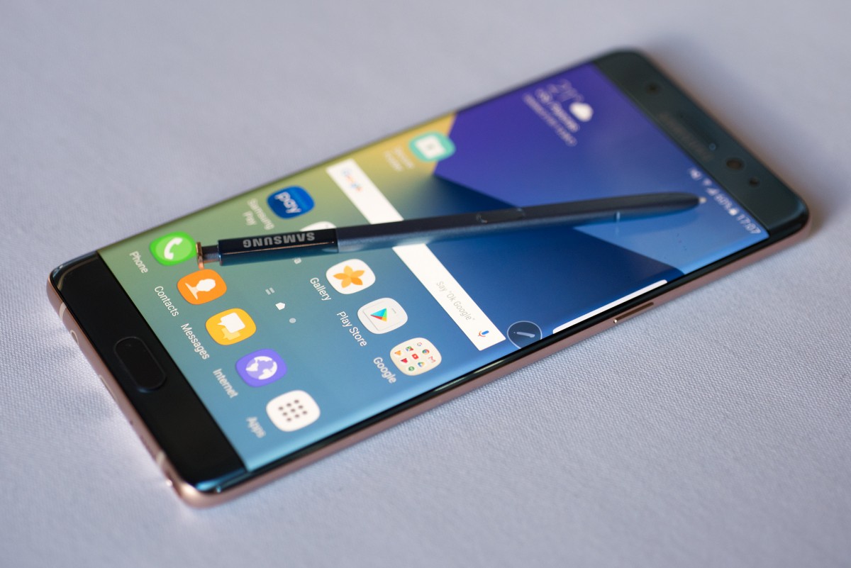 Hivatalos: visszahívják a robbanó Galaxy Note 7 készülékeket, csereprogram indul