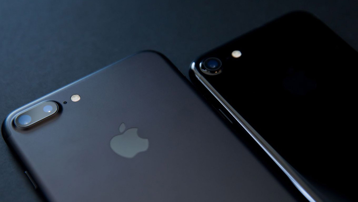 Az Apple azon dolgozik, hogy a lemerült iPhone-okat is meg lehessen találni?