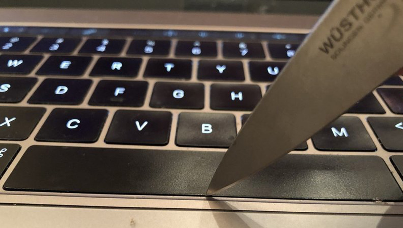 A MacBook Pro billentyűzetek cseréit követelik a felhasználók