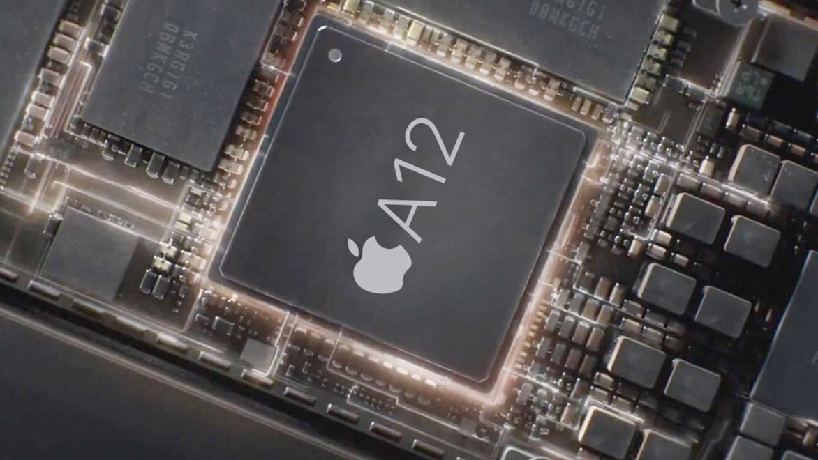 A legújabb androidos csúcsmobil sem gyorsulja le az iPhone XS-t