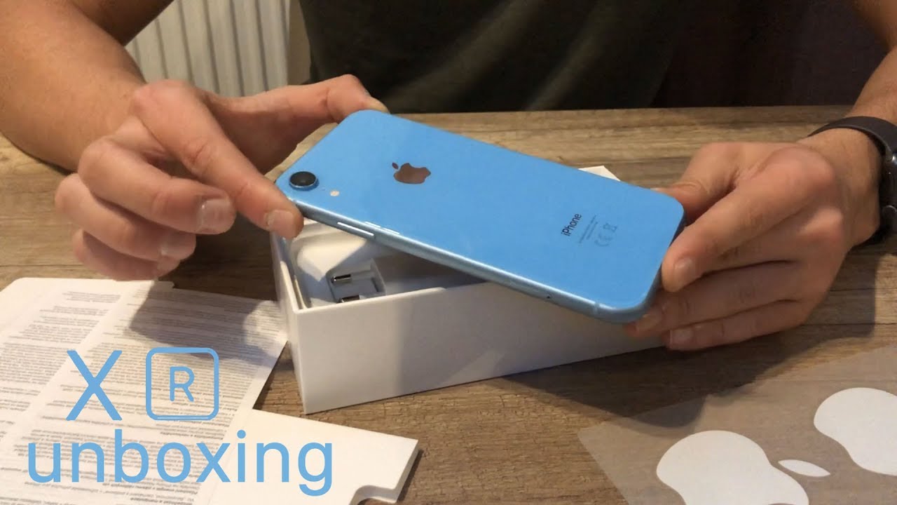 iPhone XR unboxing, első benyomások [videó]