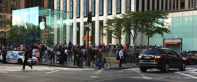Apple Store New York Fifth Ave regal 8:00 Kép-AppleInsider