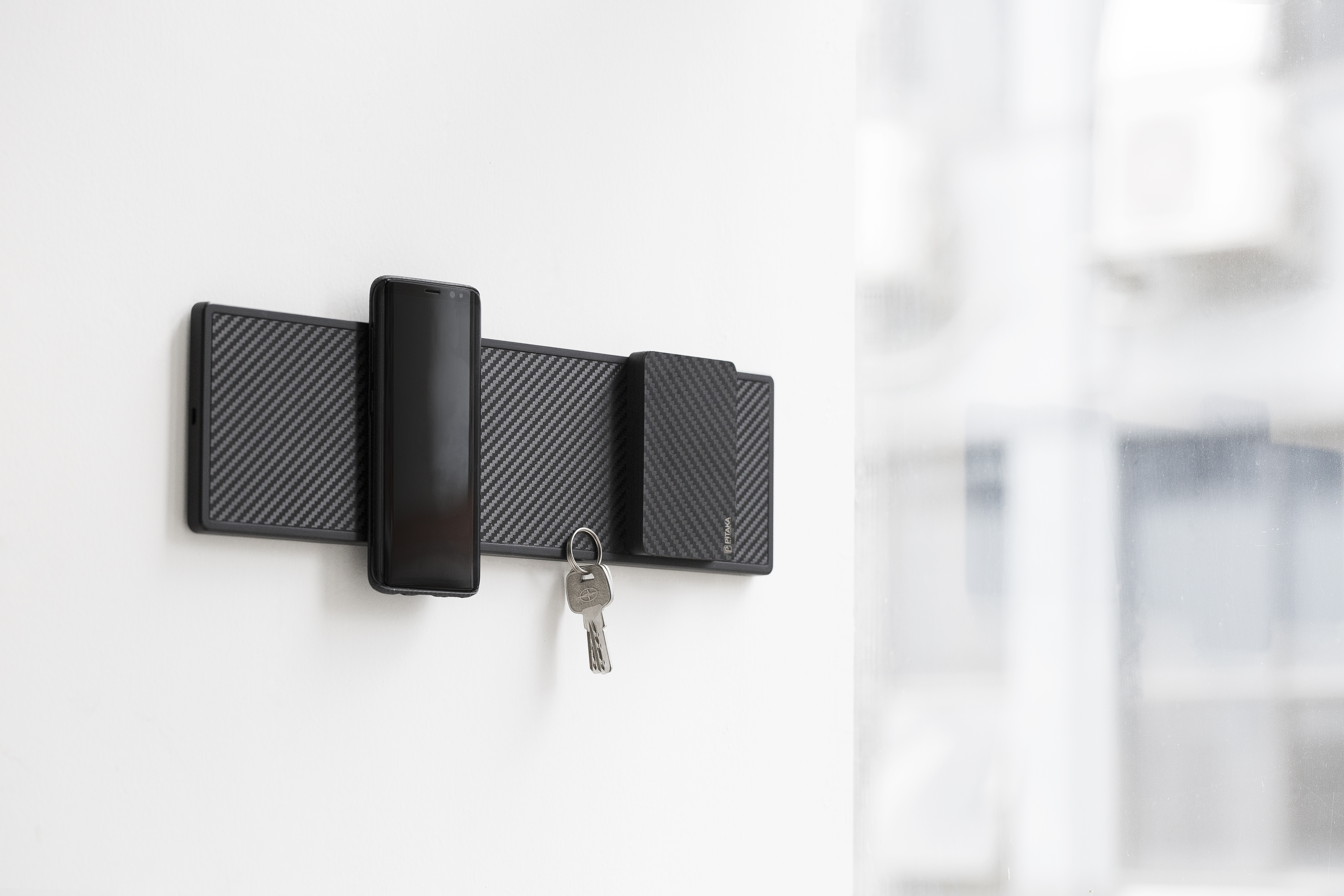 PITAKA carbon mágneses fali tartó 